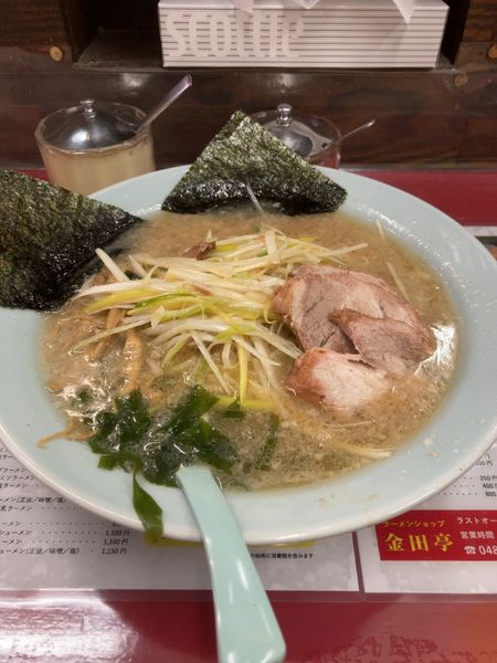 「ネギチャーシューメン　1100円」@ラーメンショップ幸手 金田亭の写真