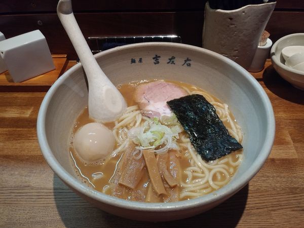「大盛りらーめん味玉　1130円」@麺屋吉左右の写真
