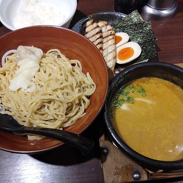 「特製カレーつけ麺大盛1150円、ライス小100円、黒霧島」@しゅういち 恵比寿店の写真