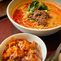 坦々麺のセット 1,700円