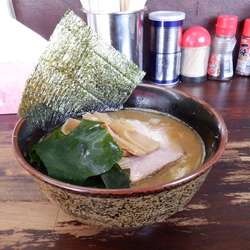 囲（かこい）らーめん　黒（ミニ）