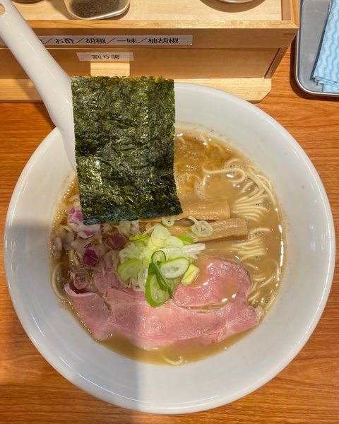 「焼きあご煮干し濃厚らぁめん」@焼きあご煮干しらぁめん はなかぜの写真