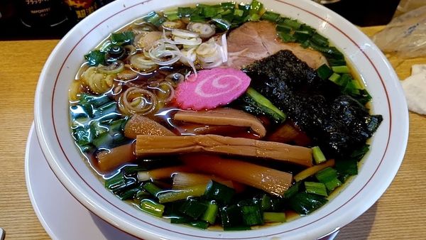 「志那そば　あっさり」@初代しちのやの写真