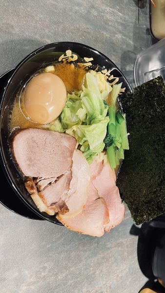 「全部入りラーメン / 名物肉汁餃子 / チャーシュー丼」@宮元製麺の写真