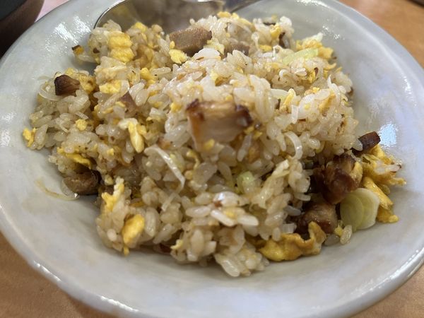 「半炒飯 320円」@らぁめん寿の写真