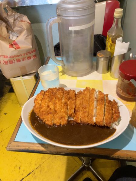 「びっくりチキンカレー(大)920円」@カレー屋ジョニーの写真