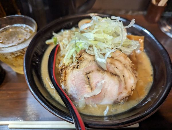 「味噌ラーメン960円＋味玉120円＋ビール550円」@麺処 花田 池袋店の写真