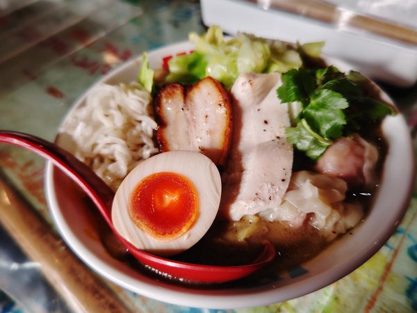 「マルソンらーめん９００円」@ハイデン.コッコFACTORYサマンサ・タマサの写真