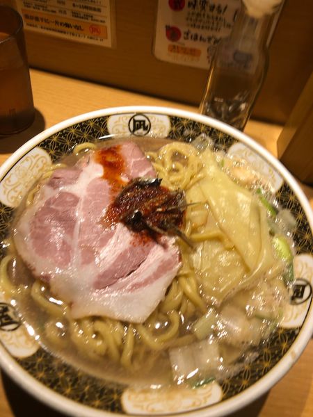 「煮干しラーメン (900円)」@すごい煮干ラーメン凪 西新宿7丁目店の写真