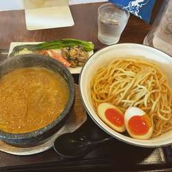 限定　濃厚牡蠣つけ麺＋味玉