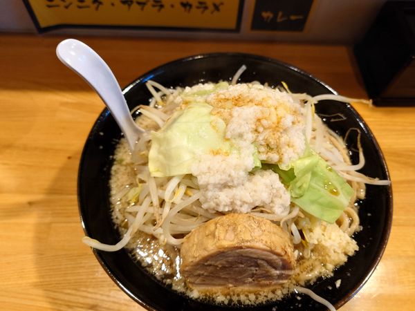 「醤油　にんにくちょっと、あぶら、からめ」@麺 たなかの写真