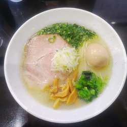 鶏白湯らーめんしお【期間､数量限定】+味付け玉子