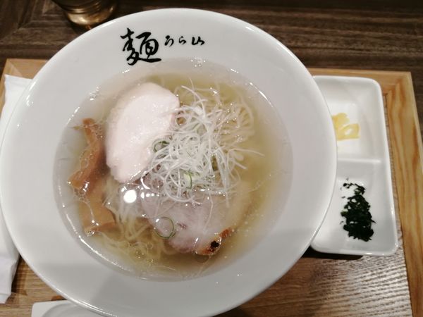 「塩ラーメン」@麺うら山 栄本店の写真