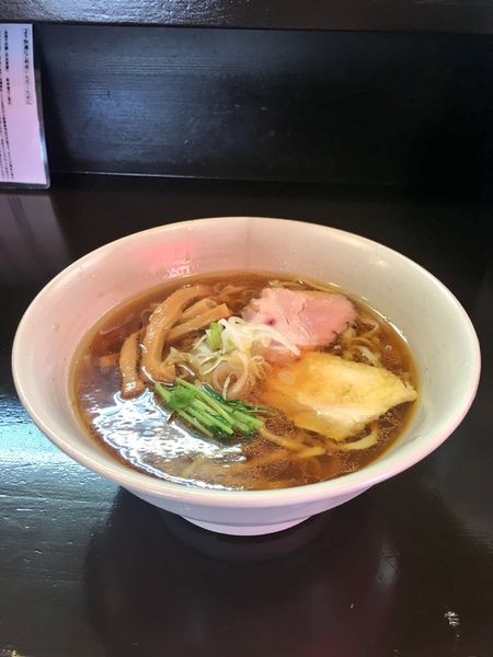 「醤油らーめん」@らーめん奏の写真