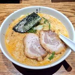 玉子とじらーめん