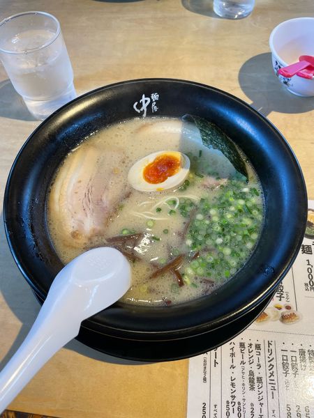 「特製豚骨ラーメン」@中るラーメン 筑紫野店の写真