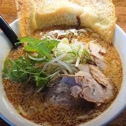 みそ焼きチーズラーメン