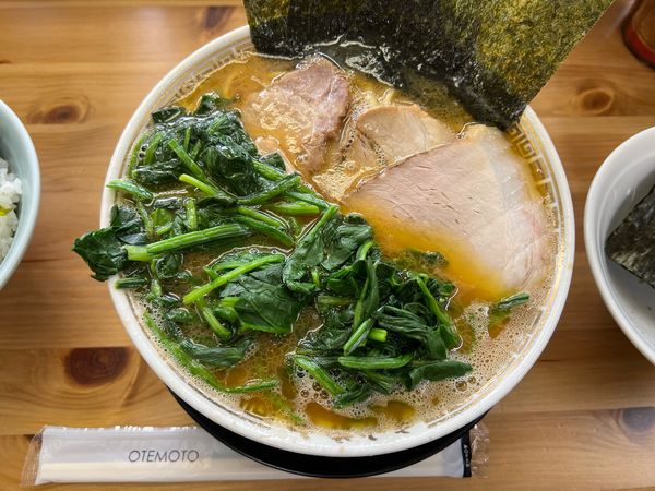 「裏むさ豚ざんまい」@横浜ラーメン 裏武蔵家 西千葉本店の写真