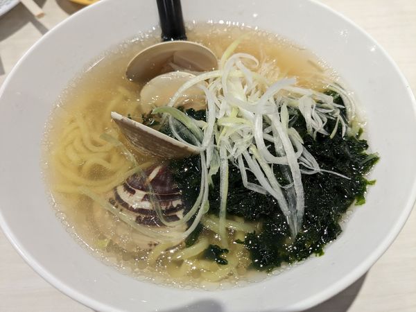 「貝だし塩ラーメン」@魚べい 入間豊岡店の写真