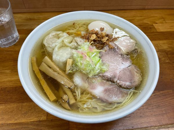 「塩まるとくらーめん」@支那そば 福々亭の写真