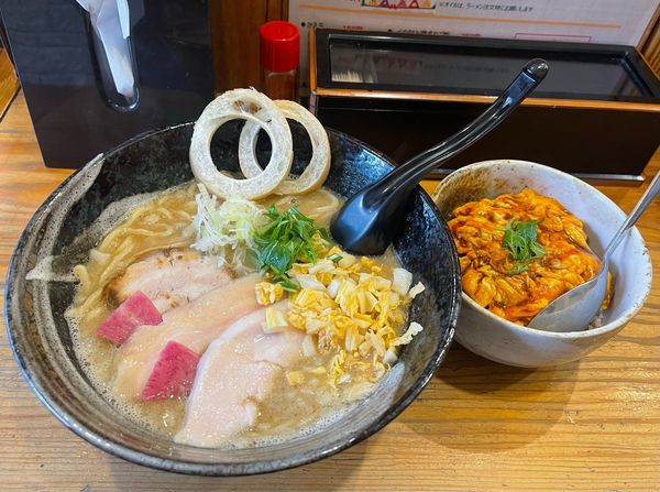 「白みそらーめん（1050円）」@らーめん専門 和海の写真