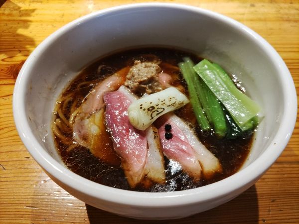 「岩手がもの中華そば（醤油）」@麺処 図鑑の写真