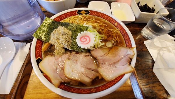 「煮干支那そば」@自家製中華そば 麺の虜の写真