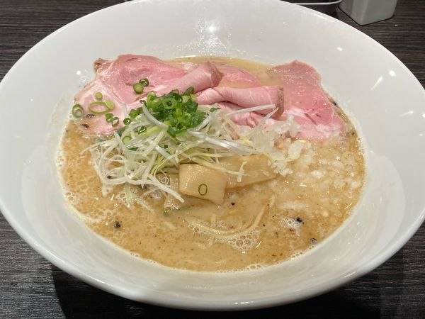 「濃厚中華そば・低温チャーシュー」@中華そば 十目一八食堂の写真