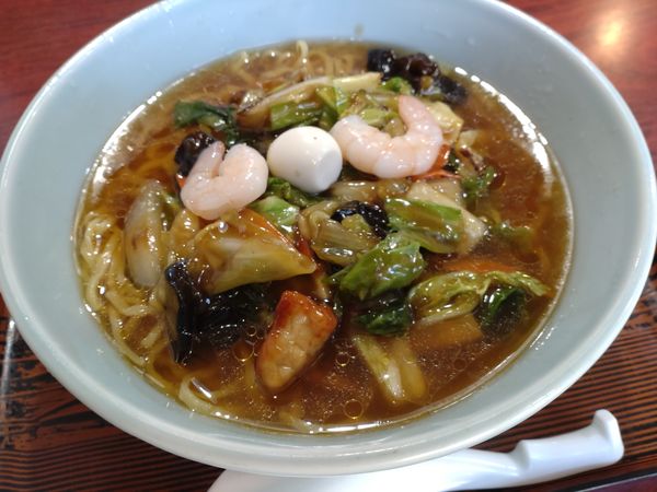 「五目餡掛けラーメン650円」@味処 天山の写真