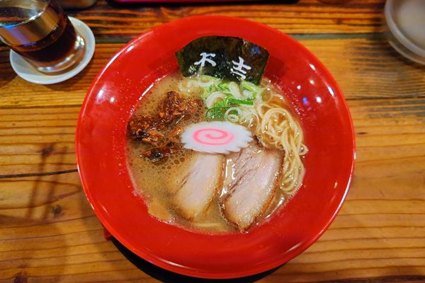 「しあわせラーメン」@花丸軒 法善寺店の写真