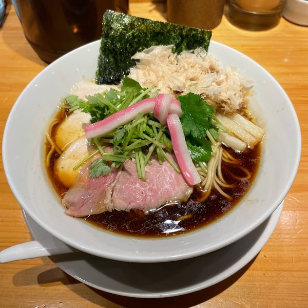 「特製鶏SOBA  ￥1250」@Ginza Noodles むぎとオリーブの写真