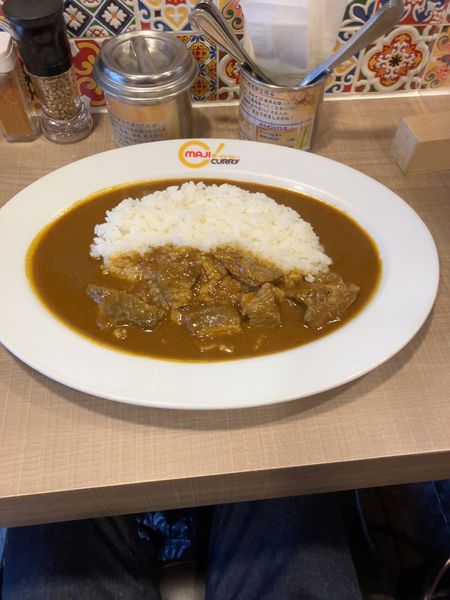 「特製ビーフカレー(ライス大盛り)720円」@MAJI CURRY 神田神保町店の写真