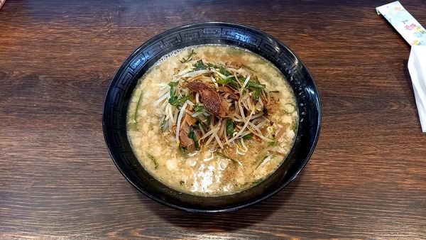 「にんにくラーメン」@ラーメン食堂 ゆーくんとこ 駅北店の写真