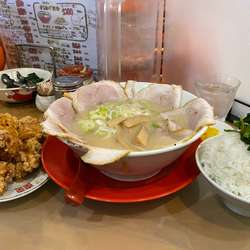 ラーメン　唐揚げセット