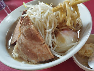 「トロたま北郎(きたろう)ラーメン(990)」@ラーメン北郎の写真