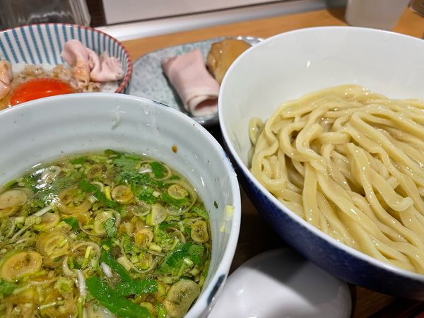 「つけ麺 醤油（1,100円）,肉入り卵飯トリュフ風味（200円）」@らーめん亭 ひなり竜王の写真