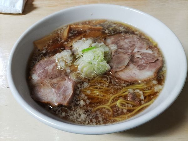 「醤油・中間」@元祖一条流がんこ 西早稲田店の写真