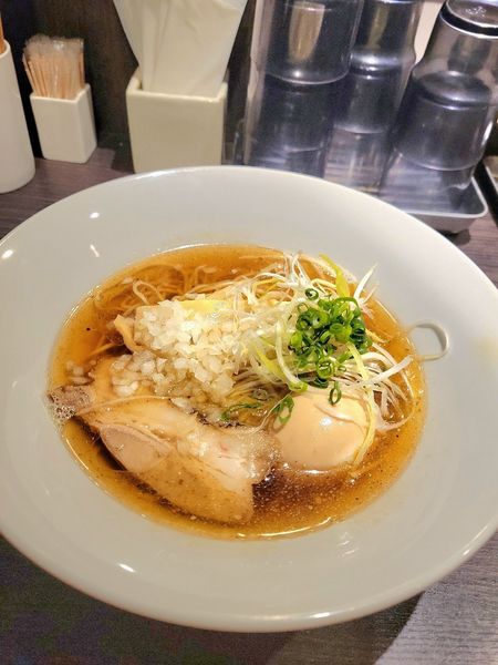 「淡麗醤油そば」@中華そば 十目一八食堂の写真