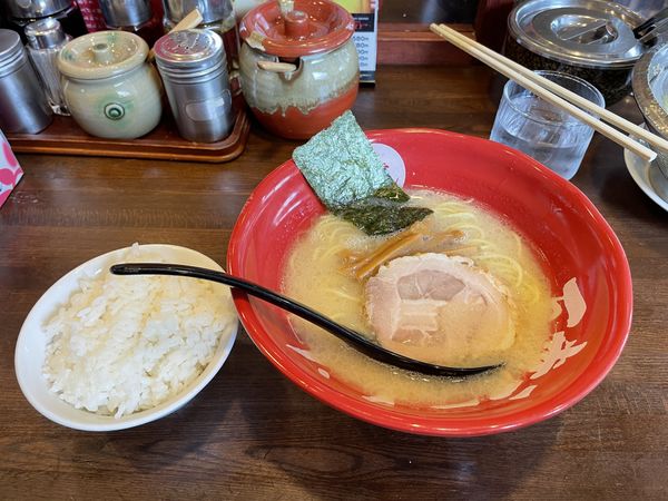 「百歩ラーメン（硬め）＋サービスランチ」@百歩ラーメン 川口店の写真