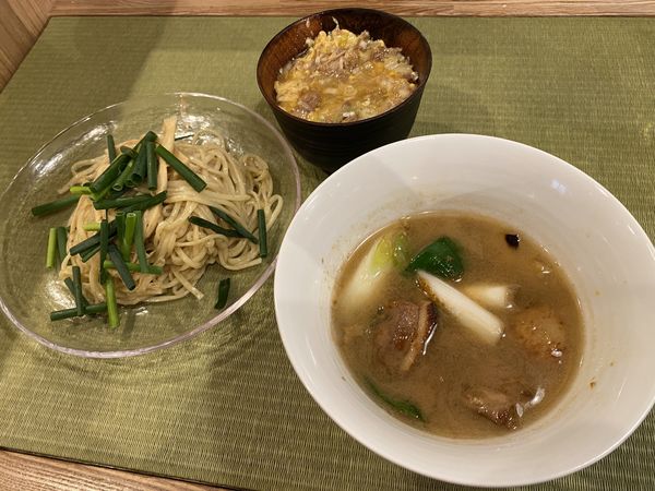 「鴨汁つけそば＋親子丼」@らーめん 鴨and葱の写真