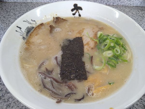 「並ラーメン＋替玉」@大龍ラーメン 合川店の写真