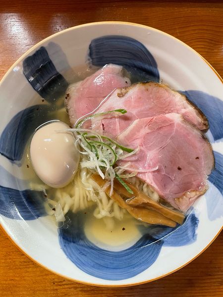 「たまご・チャーシュー　塩らぁ麺」@さんくるげの写真