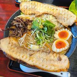 濃厚芳醇みそらぁめん+大盛+チャーシュー1枚