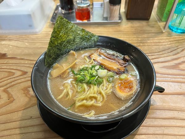 「とんこつ醤油」@いっとく家らーめんの写真