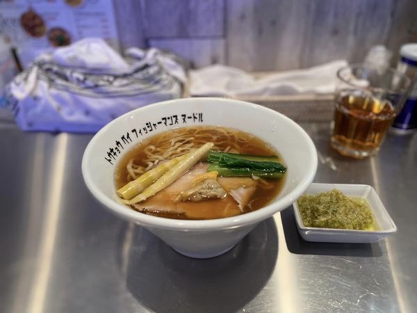 「醤油らぁ麺＋貝ジンジャー」@Tokyo Bay Fisherman's noodleの写真