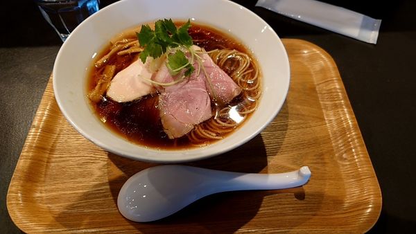 「丸鶏醤油」@麺屋 花枇の写真