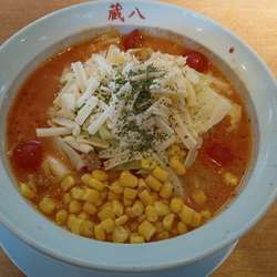 とろけるチーズラーメン　トマトみそ味（期間限定）
