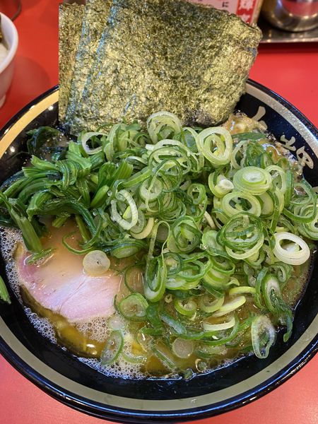 「九条ネギラーメン」@家系ラーメン大輝家 日吉店の写真