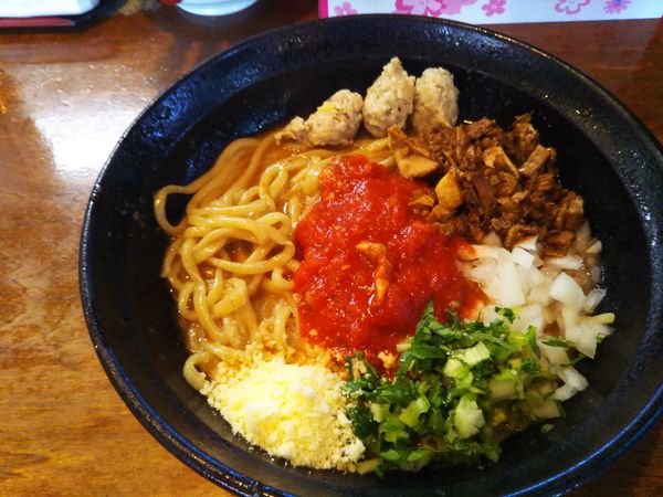 「特製エビまぜそば、つくね」@はりけんラーメンの写真