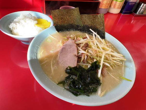 「ネギラーメン＋半ライス」@ラーメンショップ 津久井店の写真